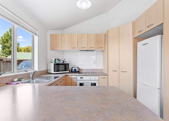  at 2/372 Whangaparaoa Road, Stanmore Bay, Rodney, Auckland