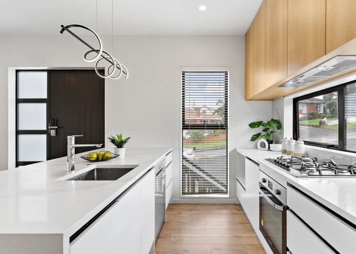  at 1/701 Hillsborough Road, Mount Roskill, Auckland City, Auckland