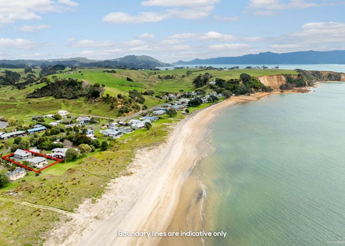  at 306 Big Bay Road, Manukau Heads, Āwhitu