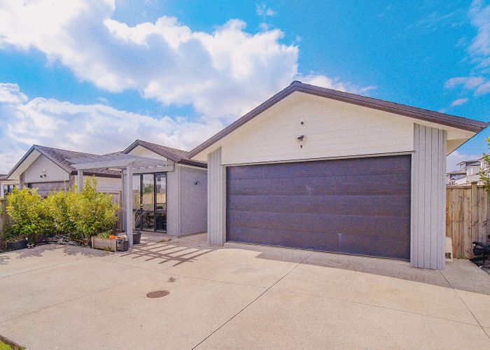  at 34 Whakatupu Road, Flat Bush, Manukau City, Auckland