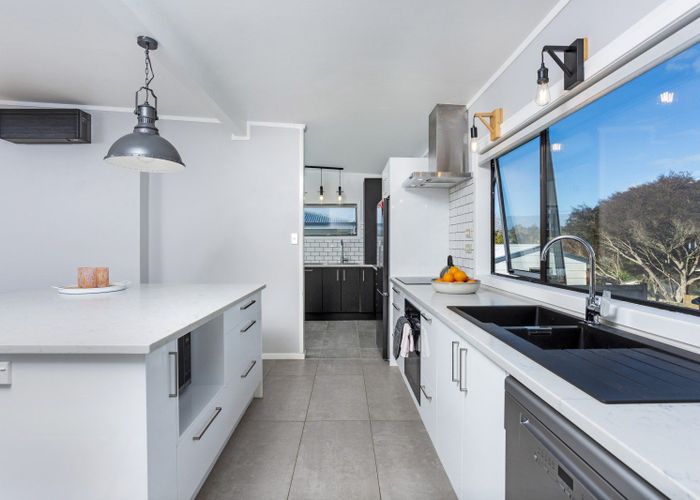  at 7A Eskdale Road, Birkdale, North Shore City, Auckland