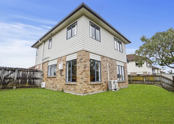 at 18 Carrick Glen Avenue, Flat Bush, Auckland