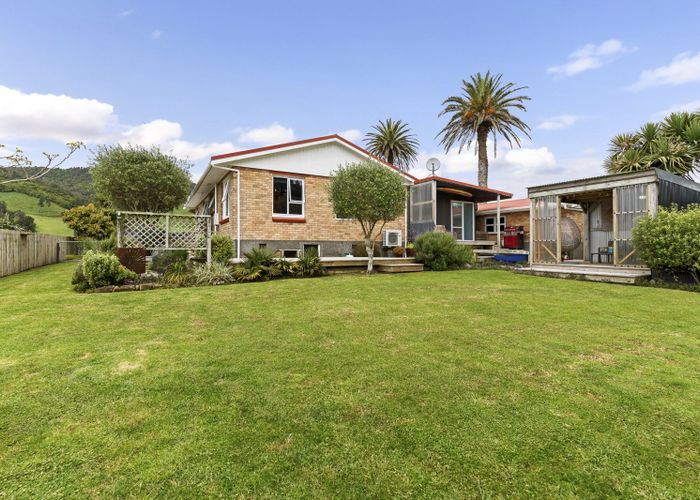  at 1606 South Road, Oakura, New Plymouth, Taranaki