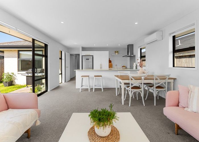  at 7 Tiria Drive, Papamoa Beach, Papamoa