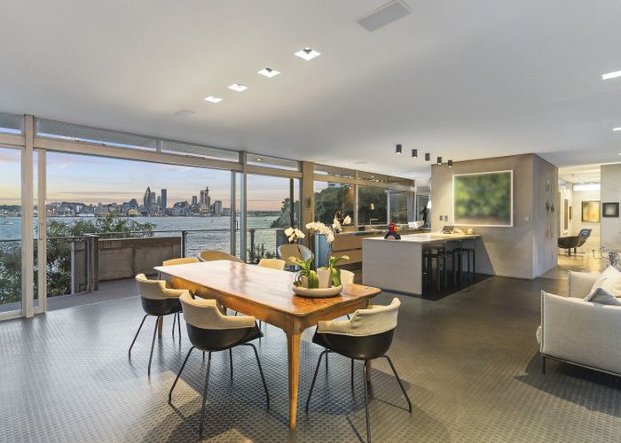  at 9 Stanley Point Road, Stanley Point, Devonport, North Shore City, Auckland