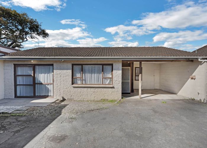  at 2/36 Kimpton Road, Papatoetoe, Auckland