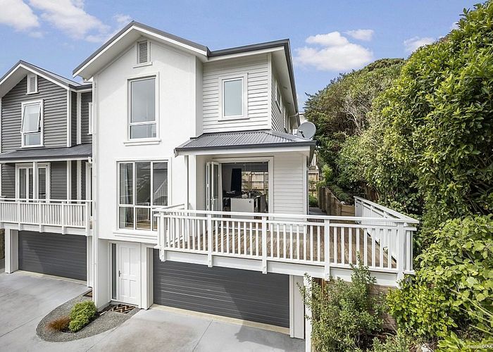  at 56E Nicholson road , Khandallah, Wellington, Wellington