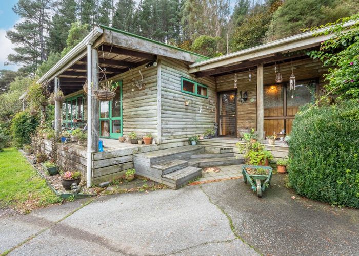  at 298 Moores Valley Road, Wainuiomata, Lower Hutt
