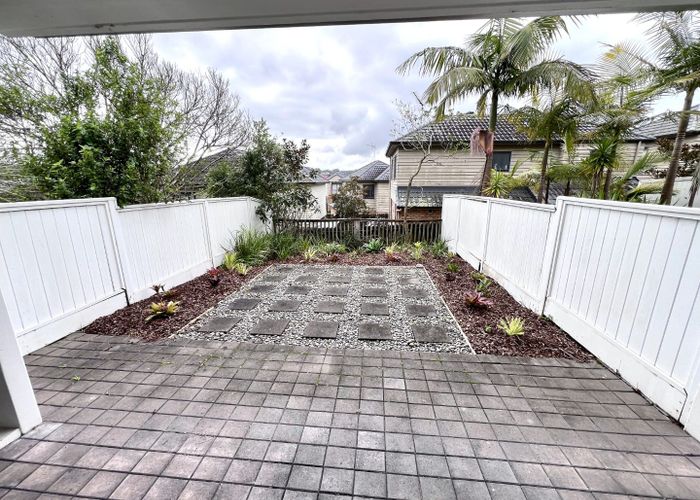  at 6A/60 Masons Road, Oteha, Auckland