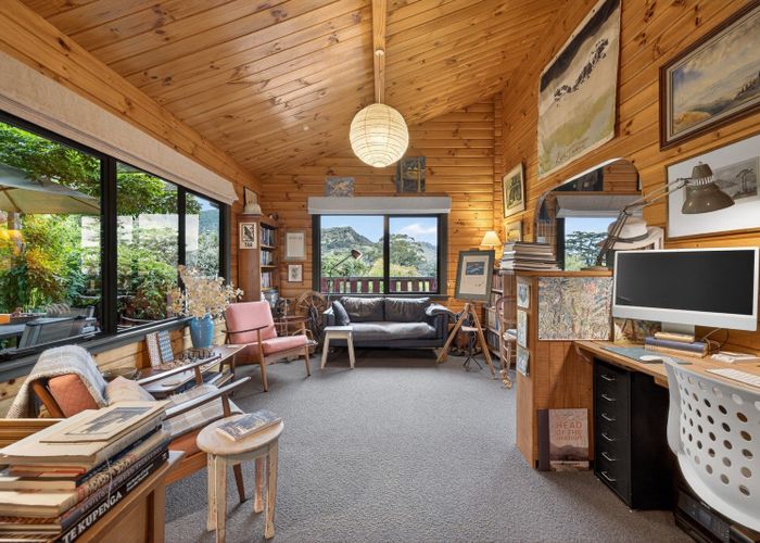  at 35 Merlincote Crescent, Governors Bay, Banks Peninsula, Canterbury