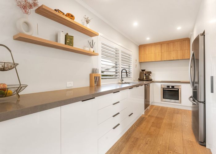  at 26 Margaret Place, Milford, North Shore City, Auckland