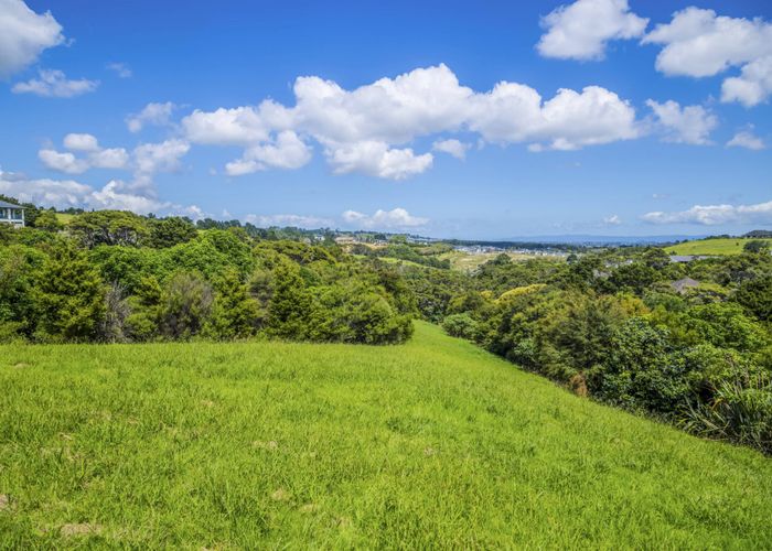  at 884 Redoubt Road, Flat Bush, Manukau City, Auckland