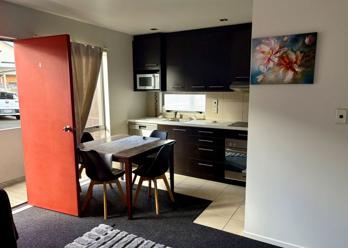 at 4/18 Lorne Street, Melville, Hamilton, Waikato