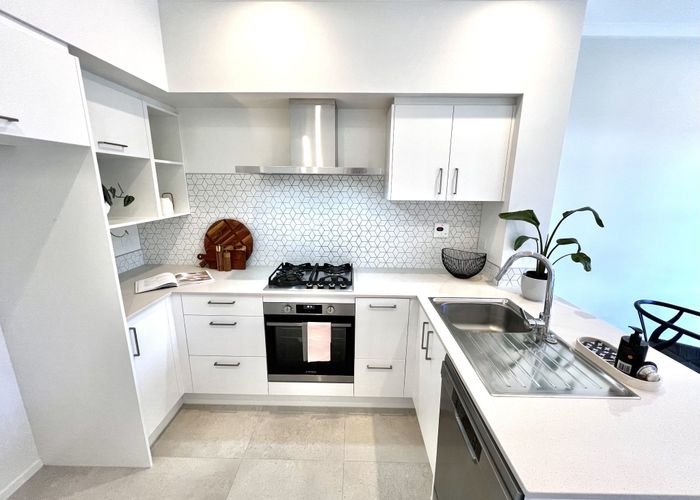  at 60 Manarini Road, Westgate, Auckland
