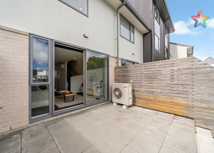  at 15 Te Ara O Te Amo Hohipene, Petone, Lower Hutt, Wellington
