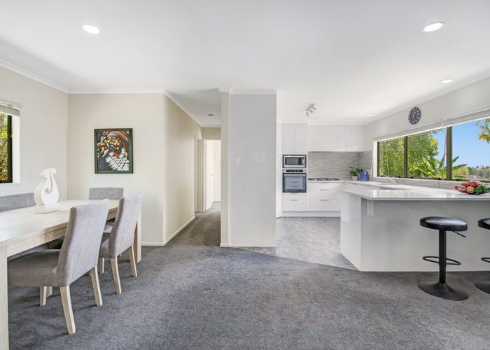  at 10 Jacanas Place, Unsworth Heights, North Shore City, Auckland