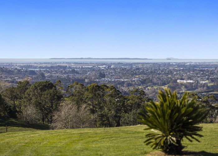  at 15B Junction Road, Tauranga