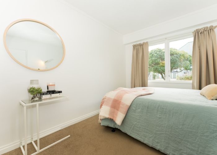  at 2/19 Britannia Street, Petone, Lower Hutt