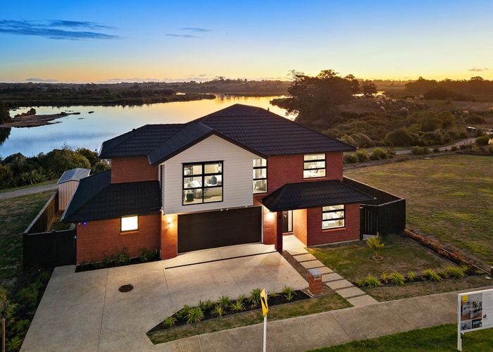  at 6 Emerald Avenue, Karaka, Franklin, Auckland