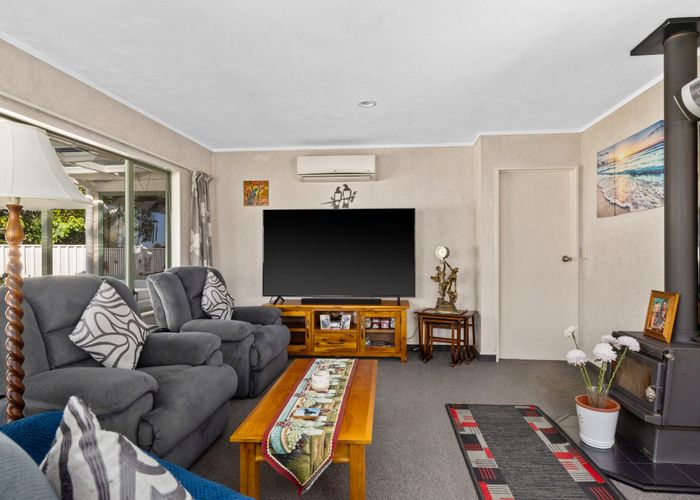  at 2/15 Burness Road, Greenmeadows, Napier, Hawke's Bay