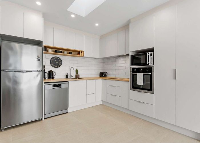  at 20 Orona Place, Conifer Grove, Papakura, Auckland