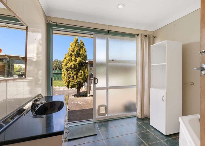 at 38 Manuka Street, Castlecliff, Whanganui