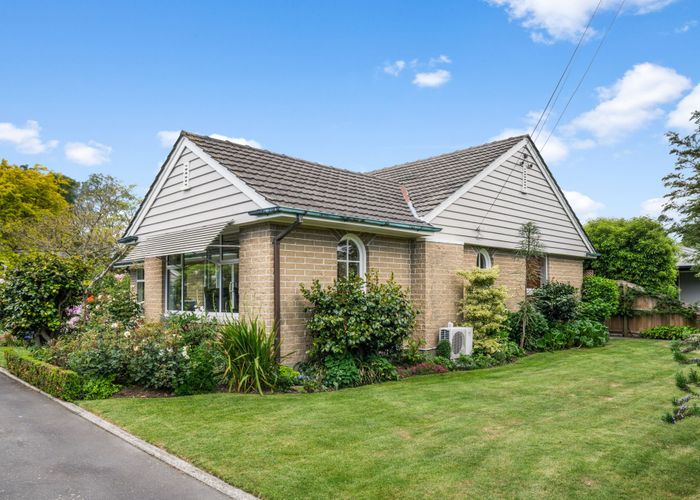  at 3 Bannister Place, Ilam, Christchurch