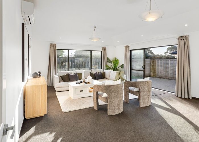  at Cottonwood Close, Paraparaumu Beach, Kapiti Coast, Wellington