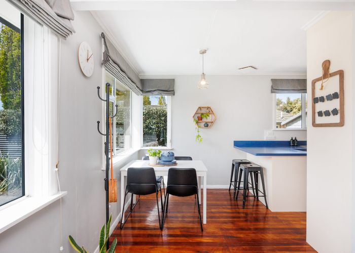  at 2 Belfast Place, Roslyn, Palmerston North, Manawatu / Whanganui