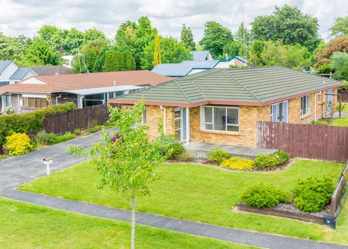  at 59 Endeavour Avenue, Flagstaff, Hamilton