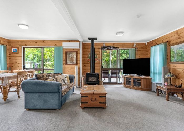  at 301 Main Road North, Brown Owl, Upper Hutt