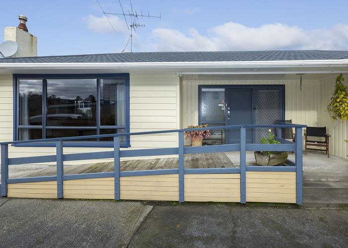 at 51 Hillside Drive, Maoribank, Upper Hutt