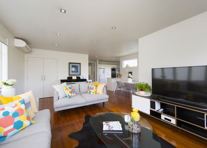 at 48 Westmere Crescent, Westmere, Auckland