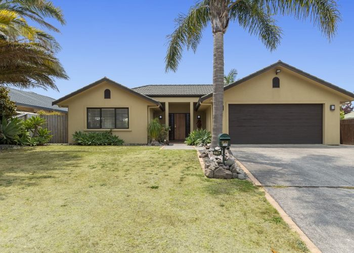  at 667 Gloucester Road, Papamoa Beach, Papamoa