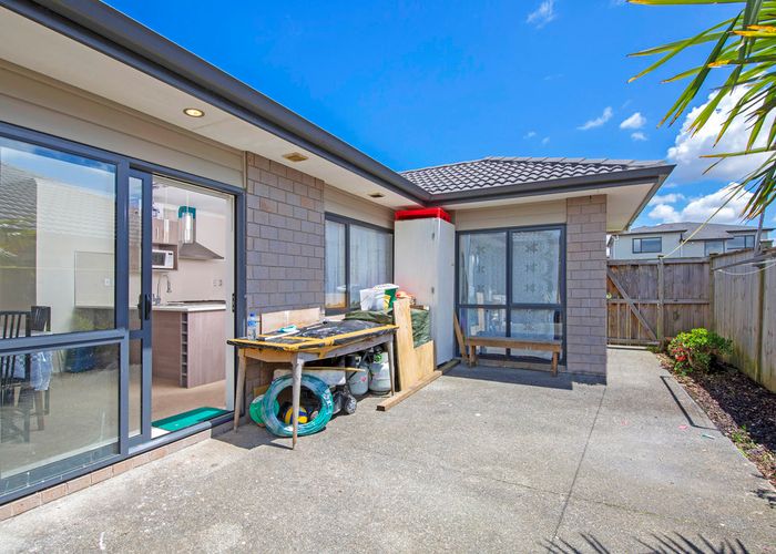  at 23 Arranmore Drive, Flat Bush, Auckland