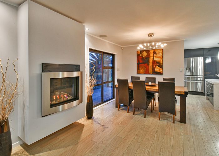  at 8 Gigi Place, Conifer Grove, Takanini