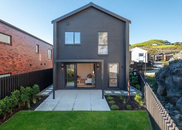 at 16 Koinaki Road, Stonefields, Auckland City, Auckland