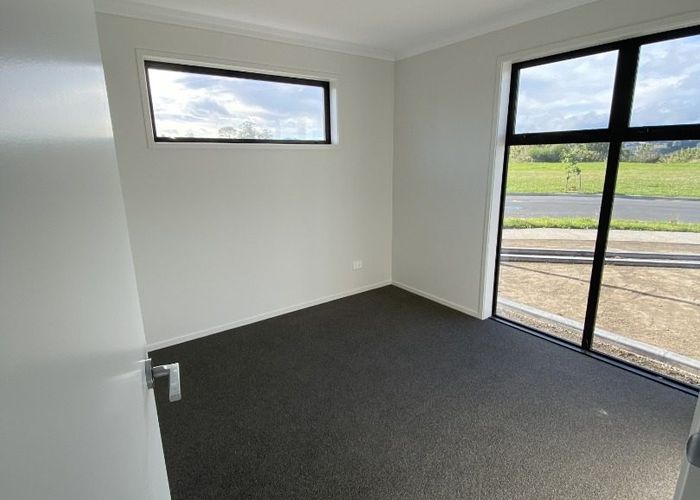  at 38 Hammick Crescent, Pyes Pa, Tauranga
