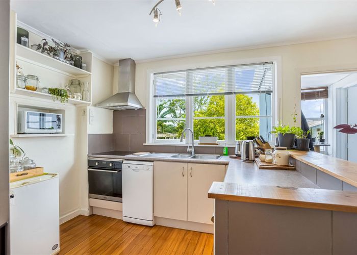 at 1/195 Metcalfe Road, Ranui, Auckland