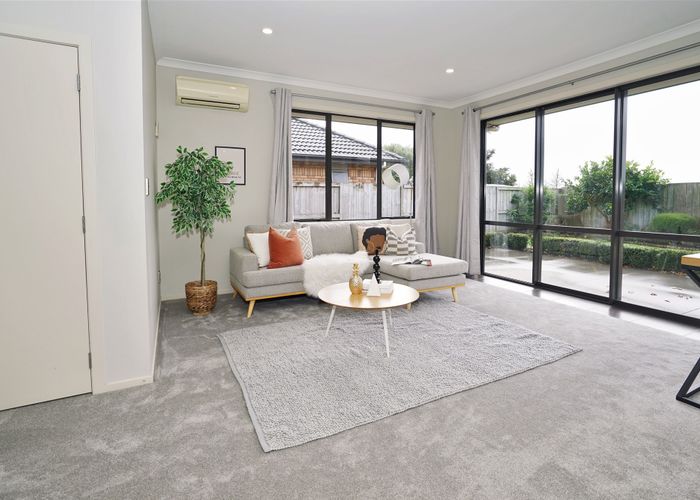  at 29 Darjon Drive, Huntington, Hamilton