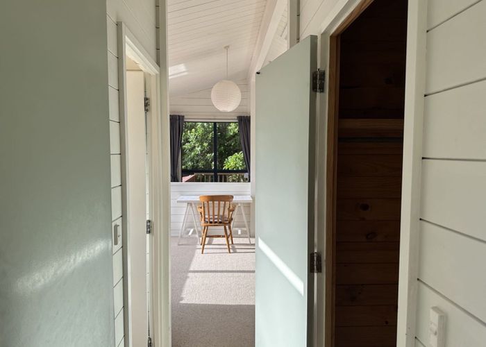  at 98 Hadfield Street, Beach Haven, North Shore City, Auckland