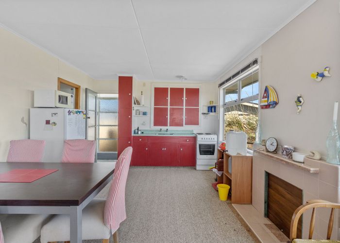  at 7 Kent Avenue, Waitarere Beach, Horowhenua, Manawatu / Whanganui