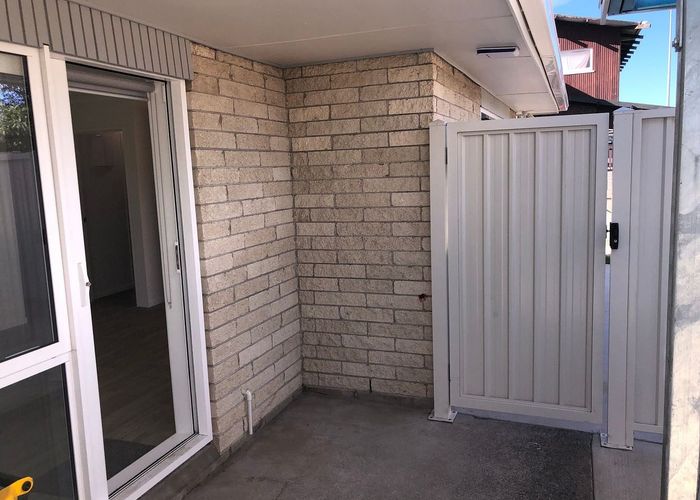  at 1/7 Tulloch Place, Conifer Grove, Papakura, Auckland