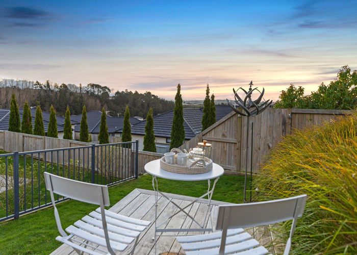  at 9 Puhirake Crescent, Pyes Pa, Tauranga, Bay Of Plenty