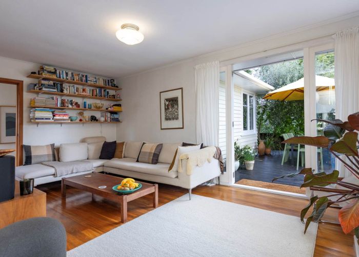  at 31 Koromiko Street, New Lynn, Waitakere City, Auckland