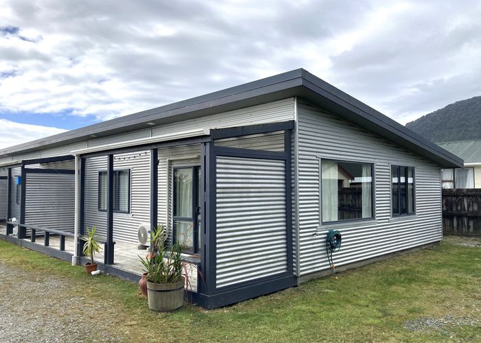  at 3/6 Pauareka Road, Haast, Westland, West Coast