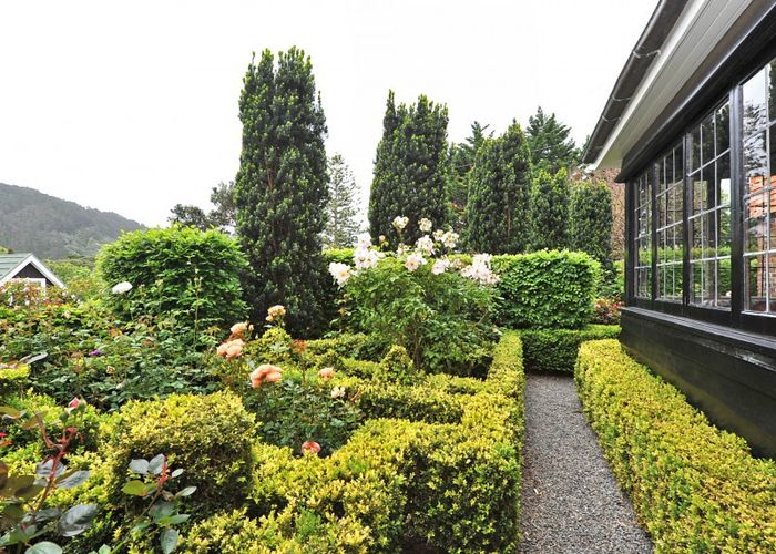  at 82 Bolton Street, Kelburn, Wellington
