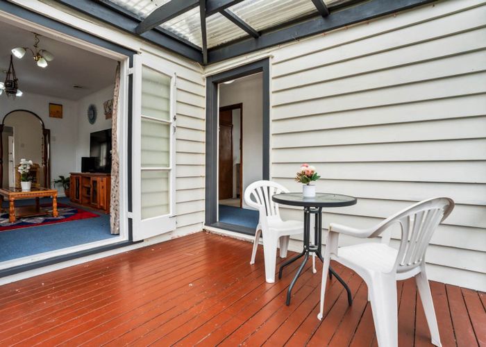  at 70 Seabrook Avenue, New Lynn, Auckland