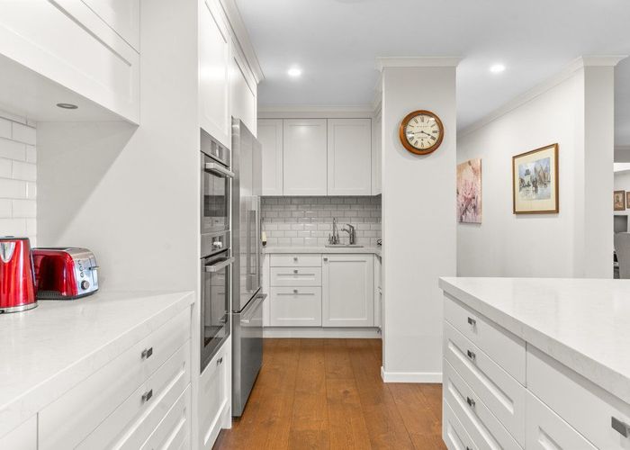  at 19 Coldham Crescent, Saint Johns, Auckland