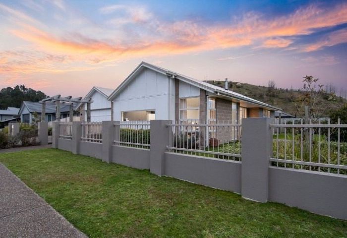  at 278 Lakes Boulevard, Pyes Pa, Tauranga, Bay Of Plenty
